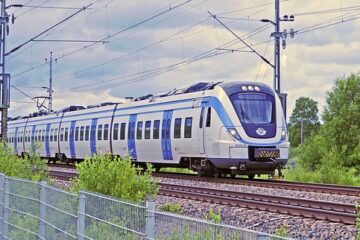 s-bahn-3138282_640